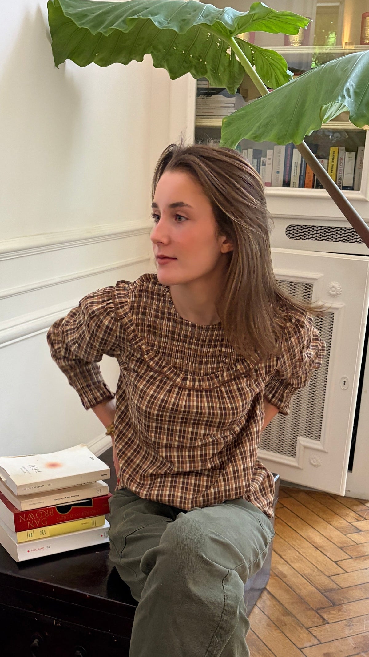 Blouse à carreaux col volanté