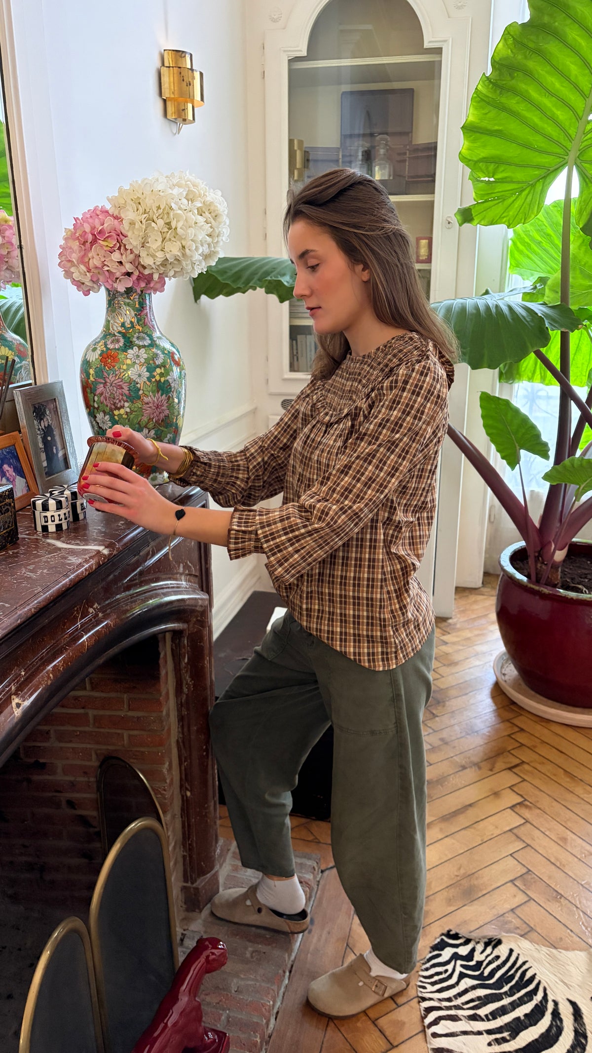 Blouse à carreaux col volanté