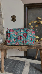 Trousse de toilette fleurie Bleue